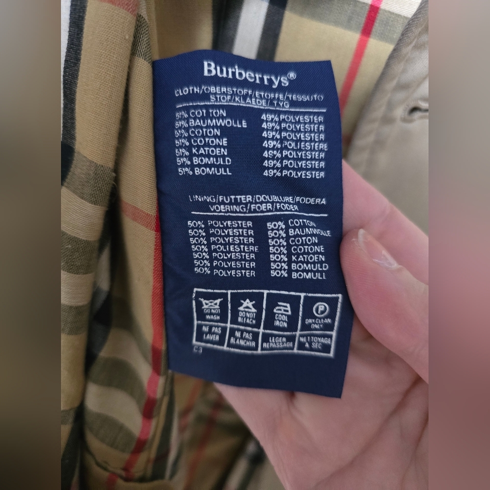 Vintage Burberry Trench Coat, With Removable Wool Liner - Picture 8 of 15